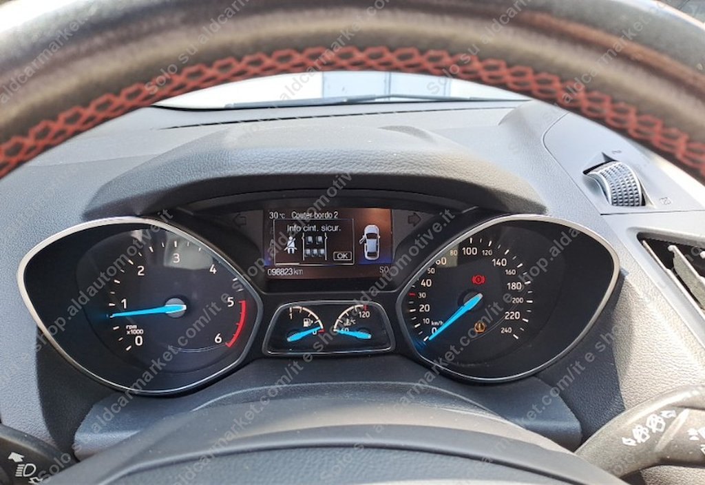 Ford Kuga 2019 12