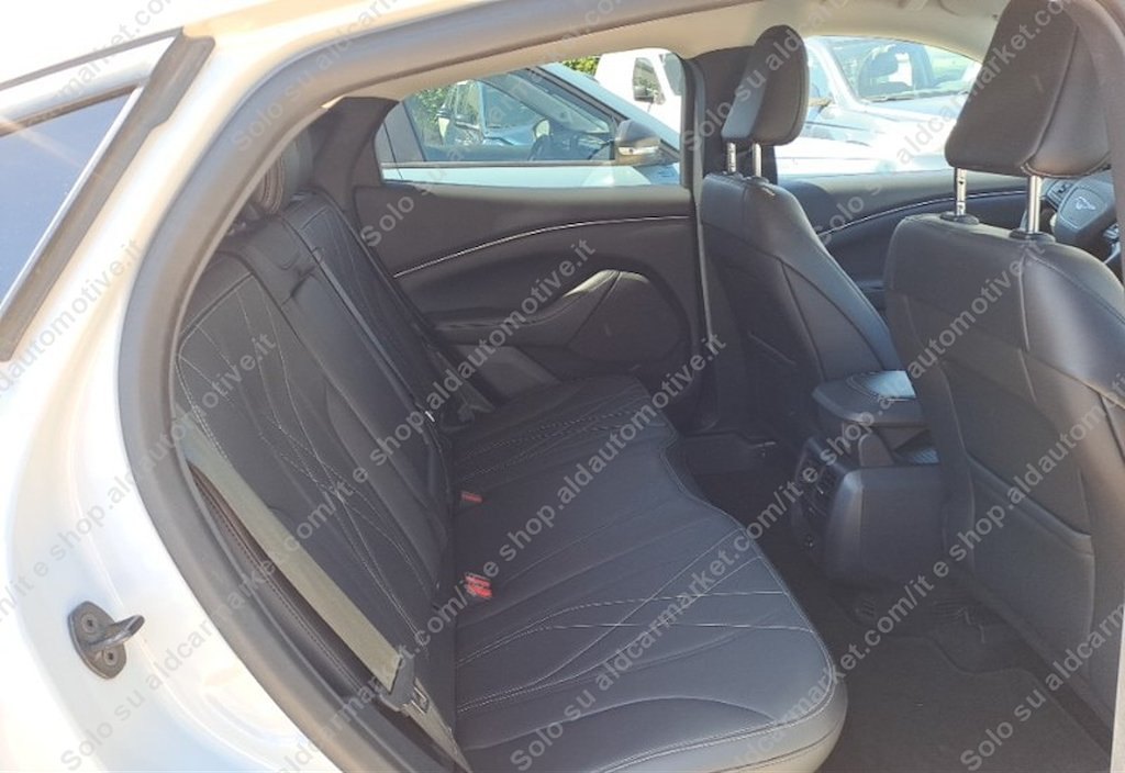 Ford Mustang 2024 10