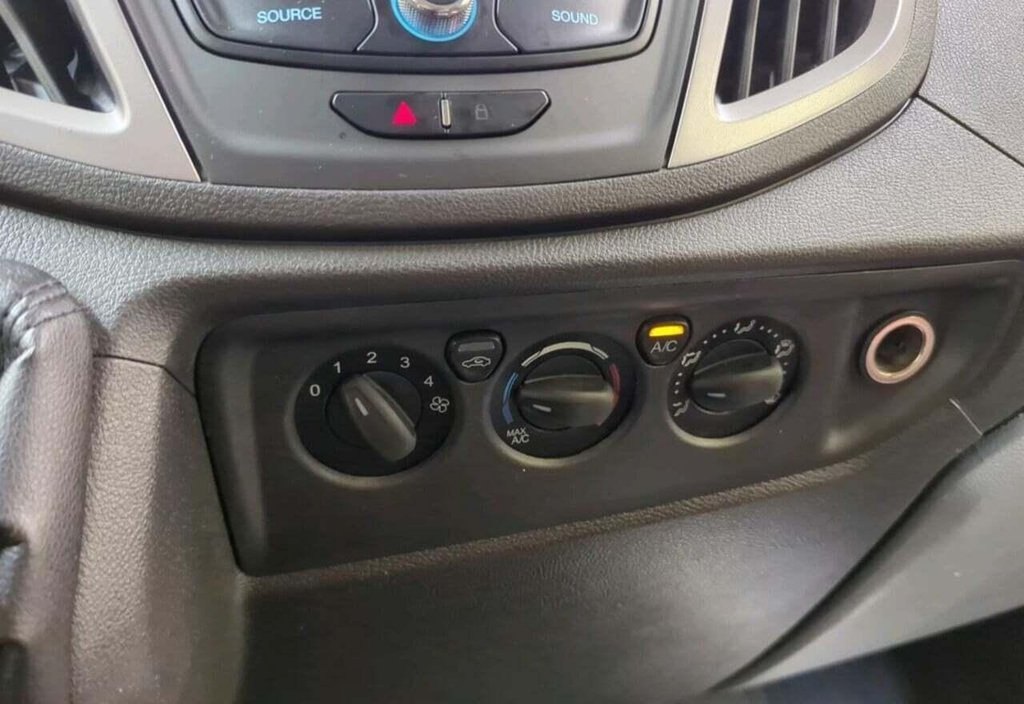 Ford Transit 2018 10