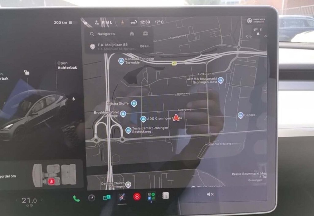 Tesla Model 3 2021 9