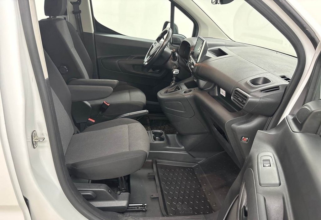 Opel Combo 2023 6