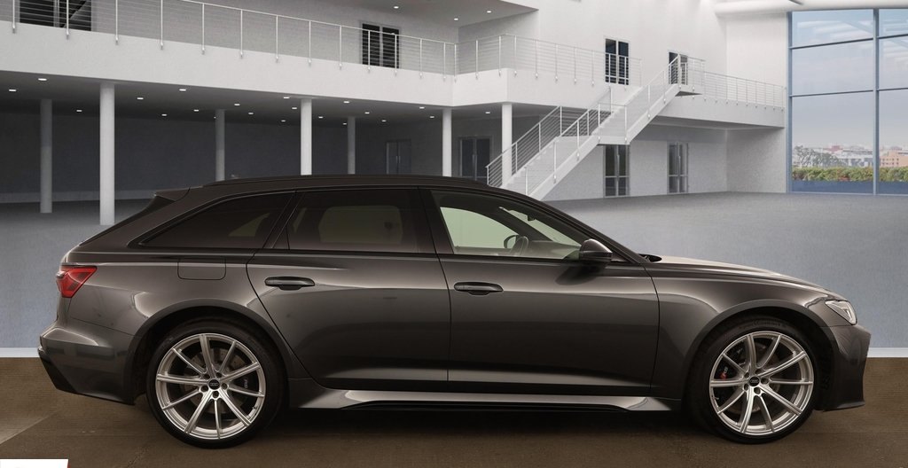 Audi RS6 2023 6