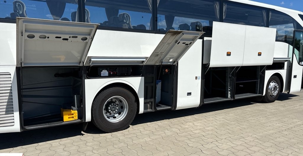 Mercedes-Benz Evobus 2016 12