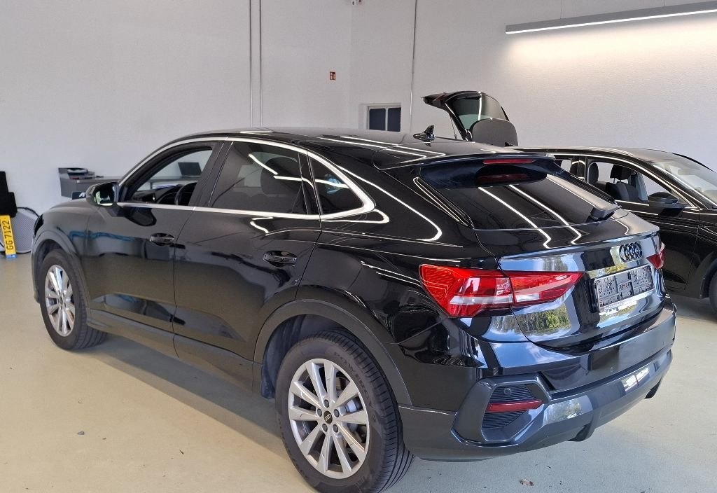 Audi Q3 2023 4