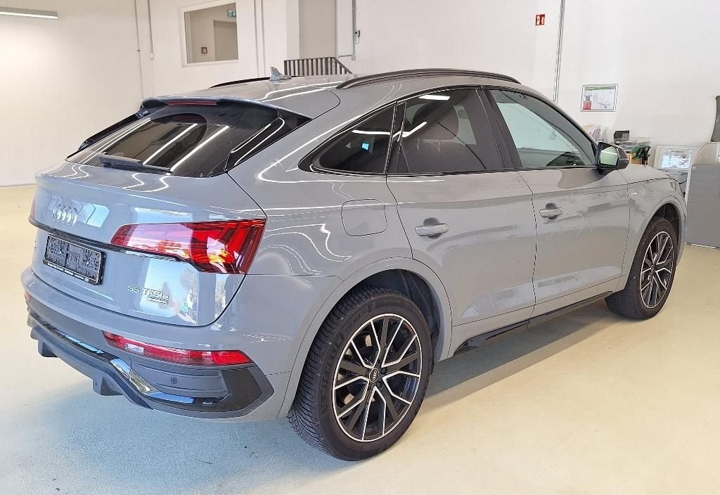 Audi Q5 2022 8