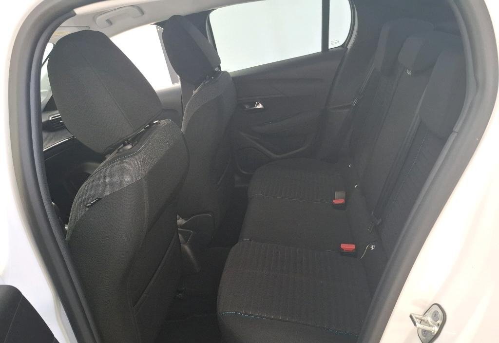 Peugeot 208 2023 9