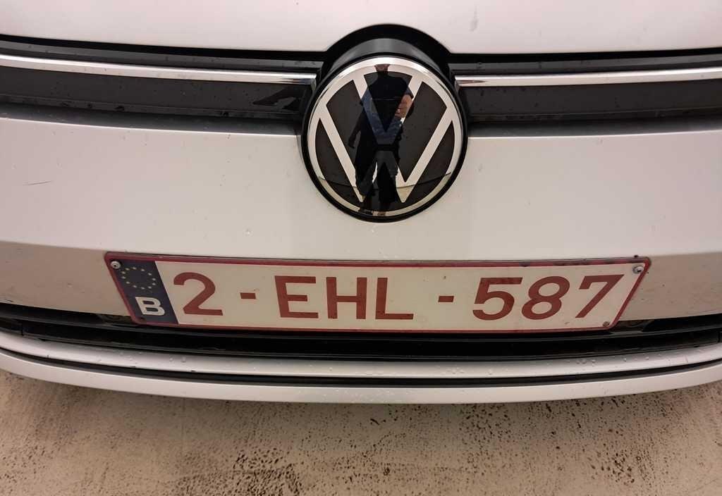 Volkswagen Golf 2023 12