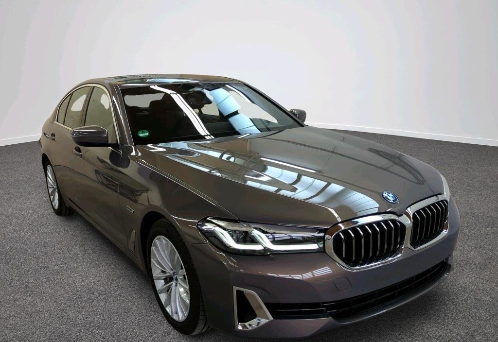 BMW 530e 2022 12