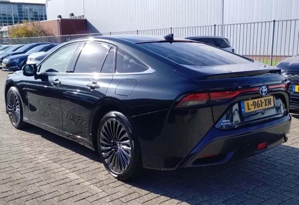 Toyota Mirai 2021 3