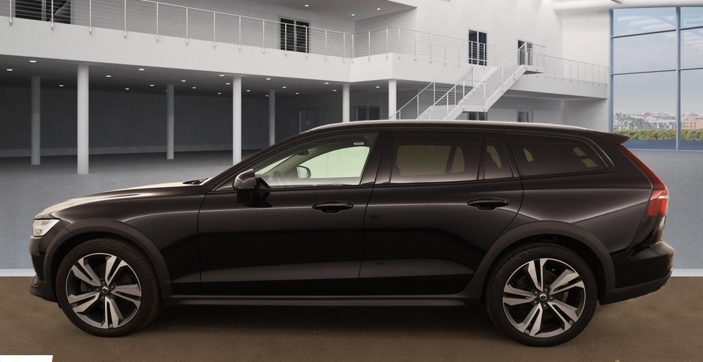 Volvo V60 2024 5