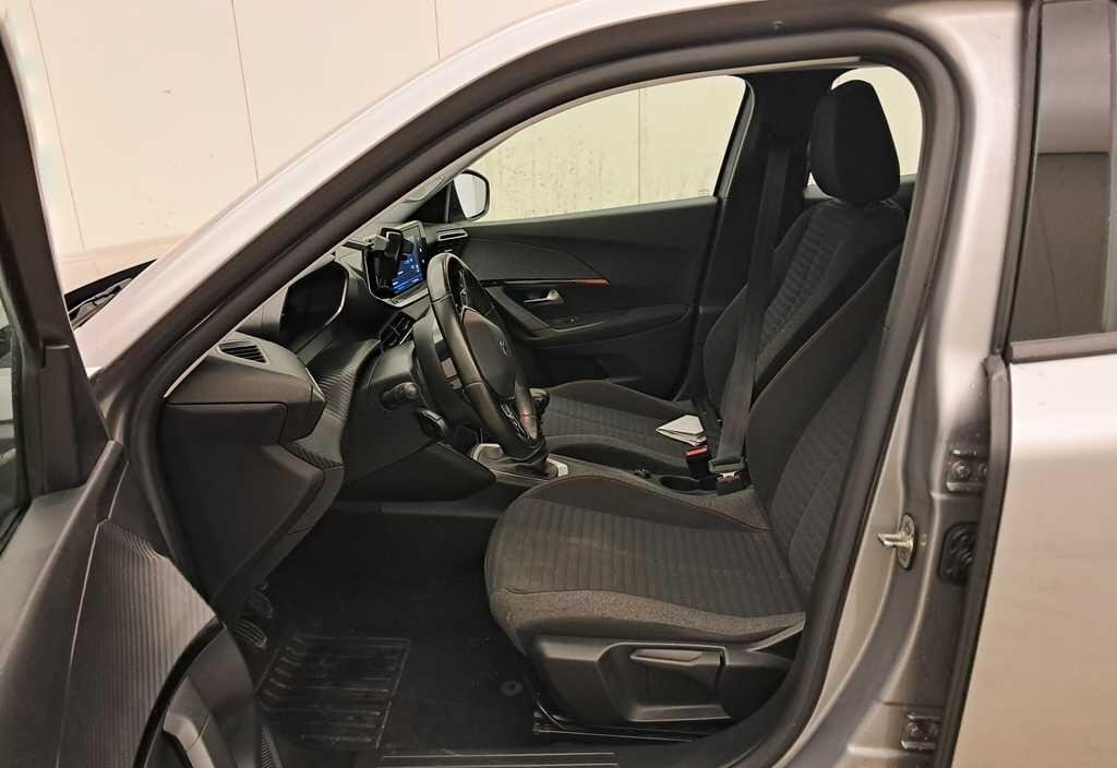 Peugeot 2008 2021 11