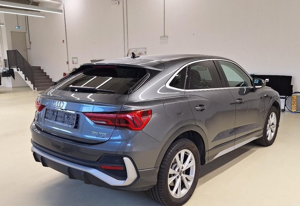 Audi Q3 2022 6