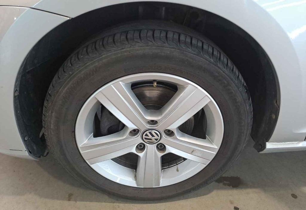 Volkswagen Golf 2013 11