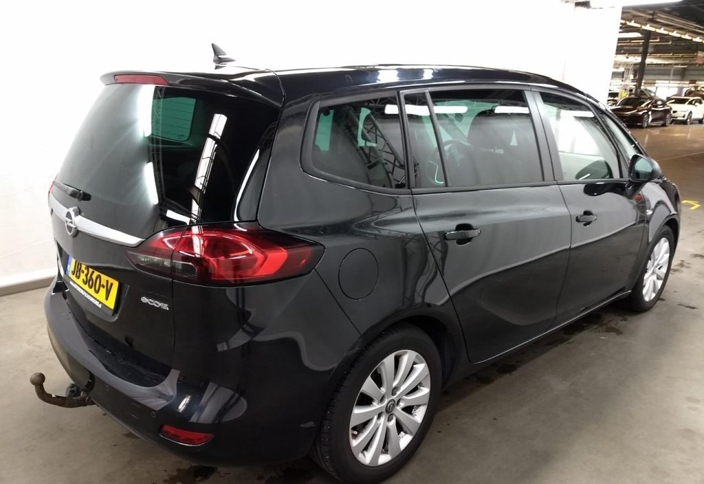 Opel Zafira 2015 4