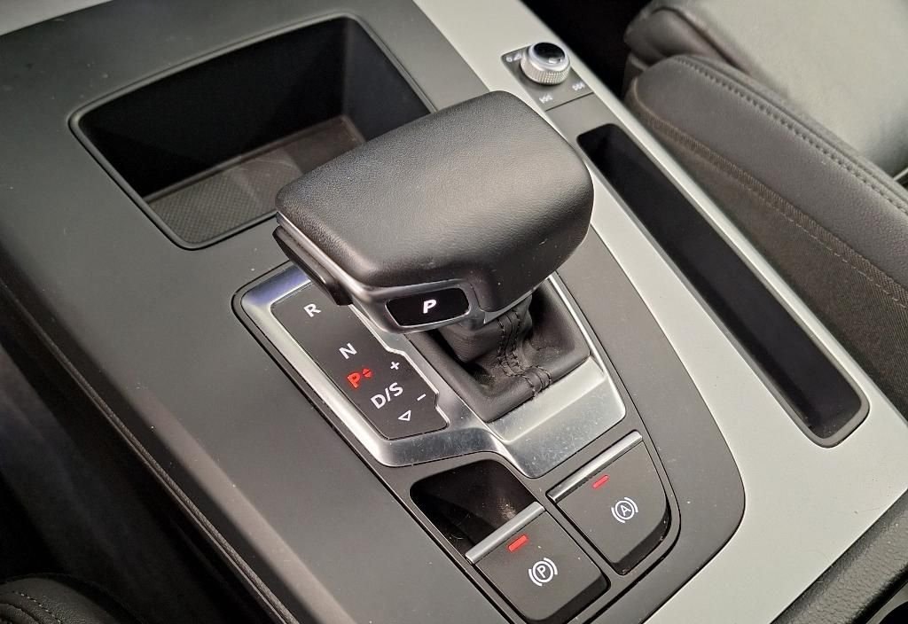 Audi Q5 2022 4