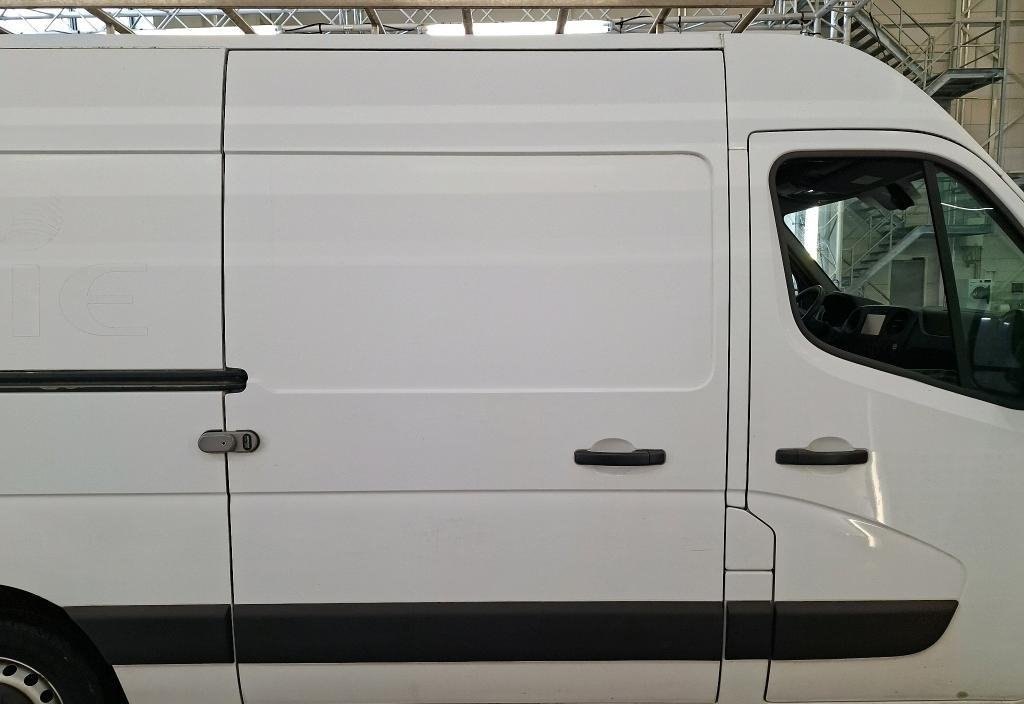 Opel Movano 2019 11