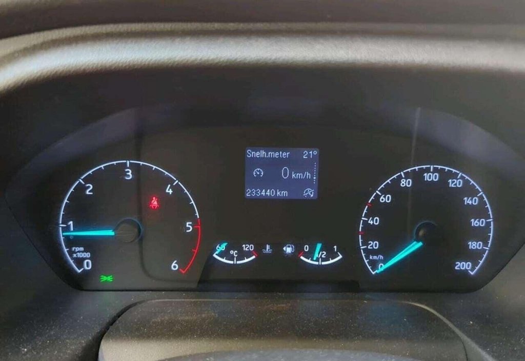 Ford Transit 2022 11
