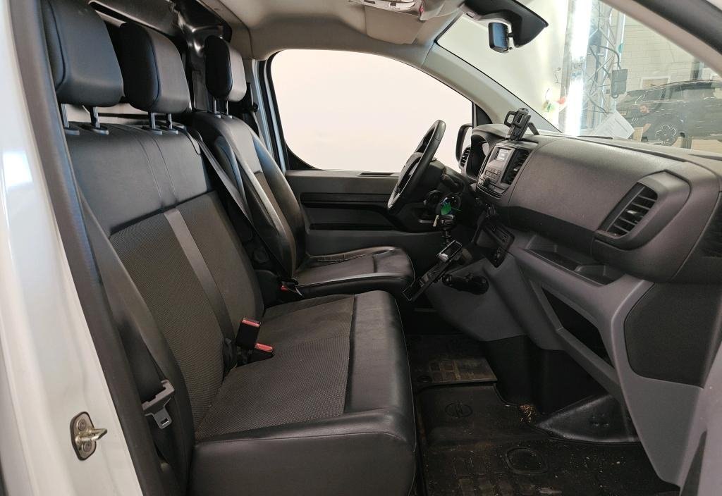 Opel Vivaro 2021 3