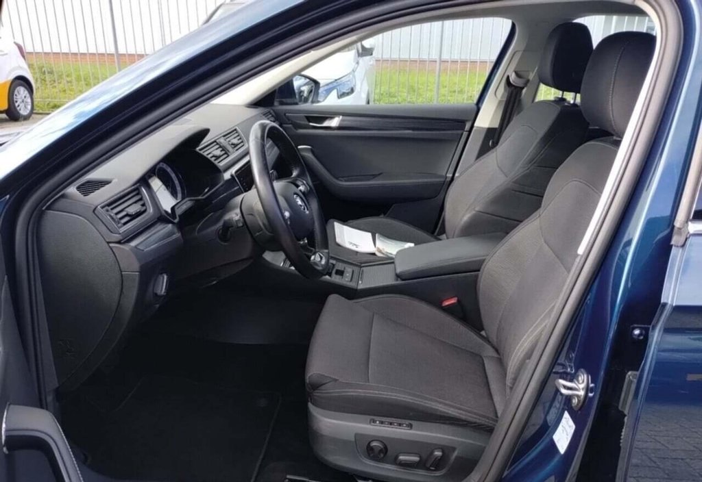 Skoda Superb 2021 5