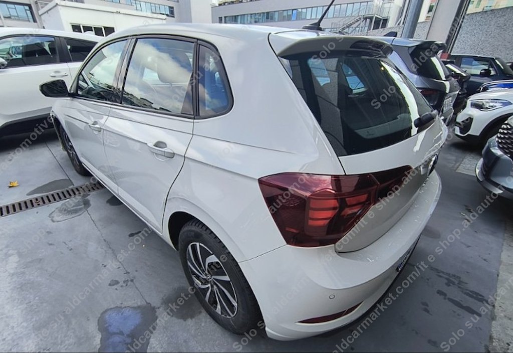 Volkswagen Polo 2024 5