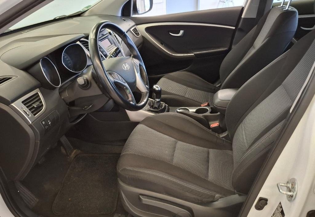 Hyundai I30 2017 5