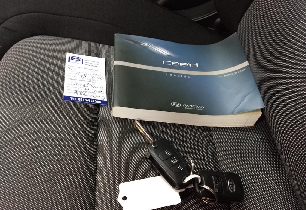 Kia Ceed 2012 12