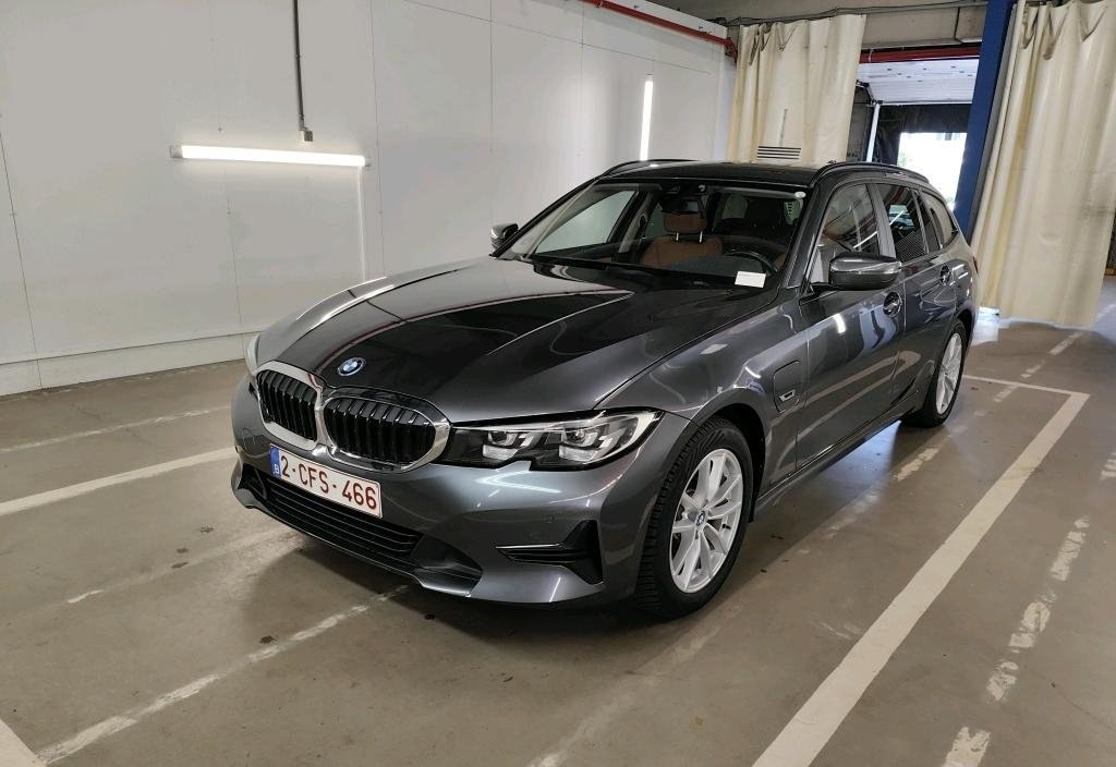 BMW 320e