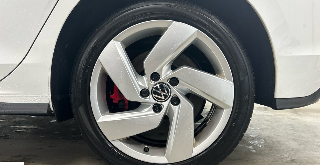 Volkswagen Golf 2022 11