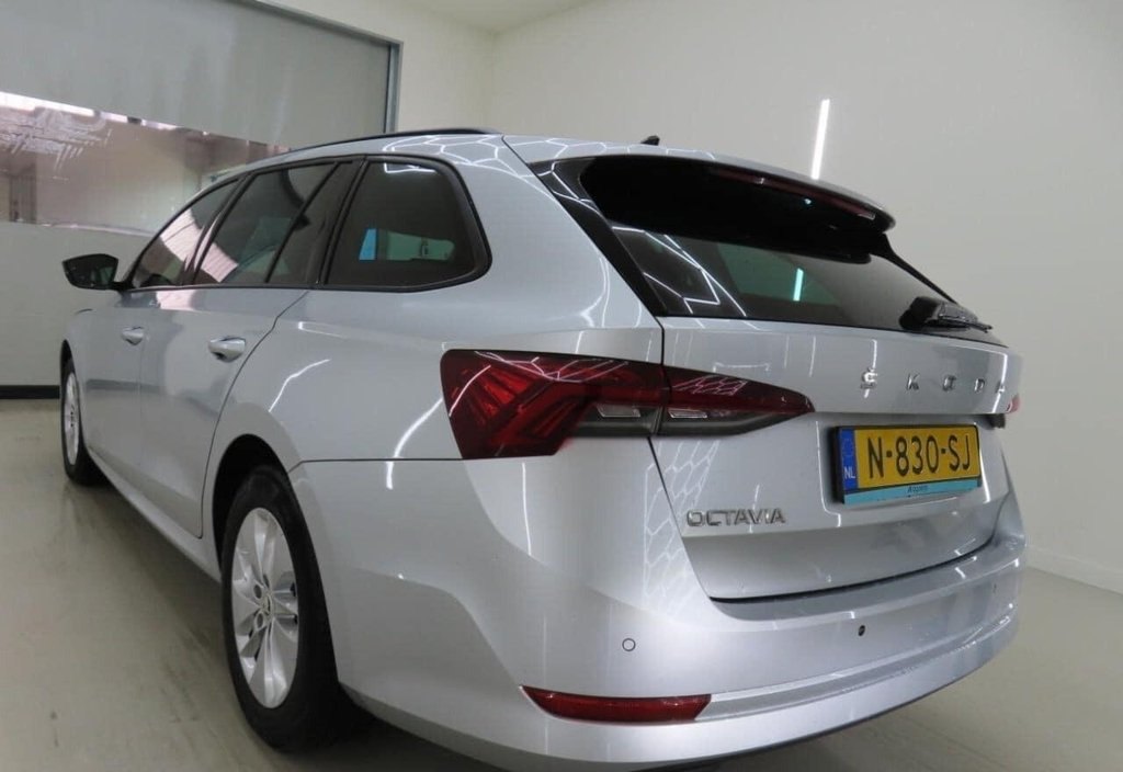 Skoda Octavia 2022 3