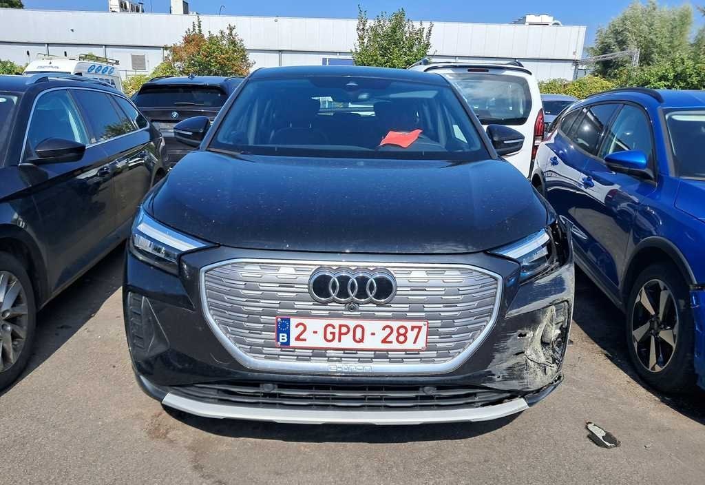 Audi Q4 e-tron 2025 3