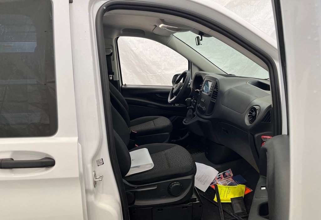 Mercedes-Benz Vito 2024 6
