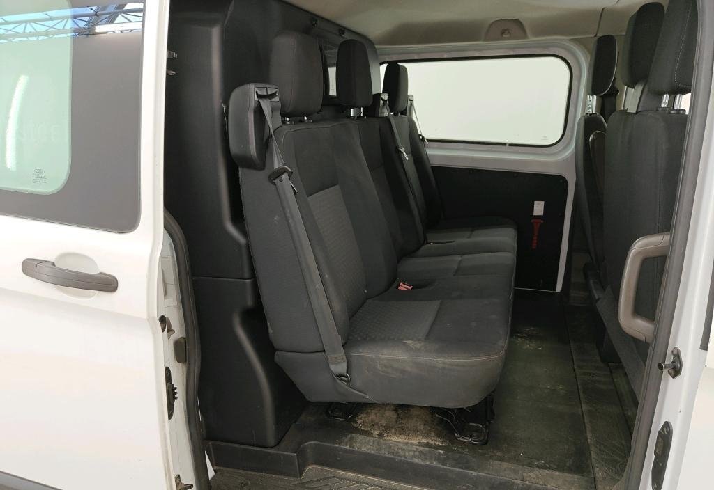Ford Transit 2020 10