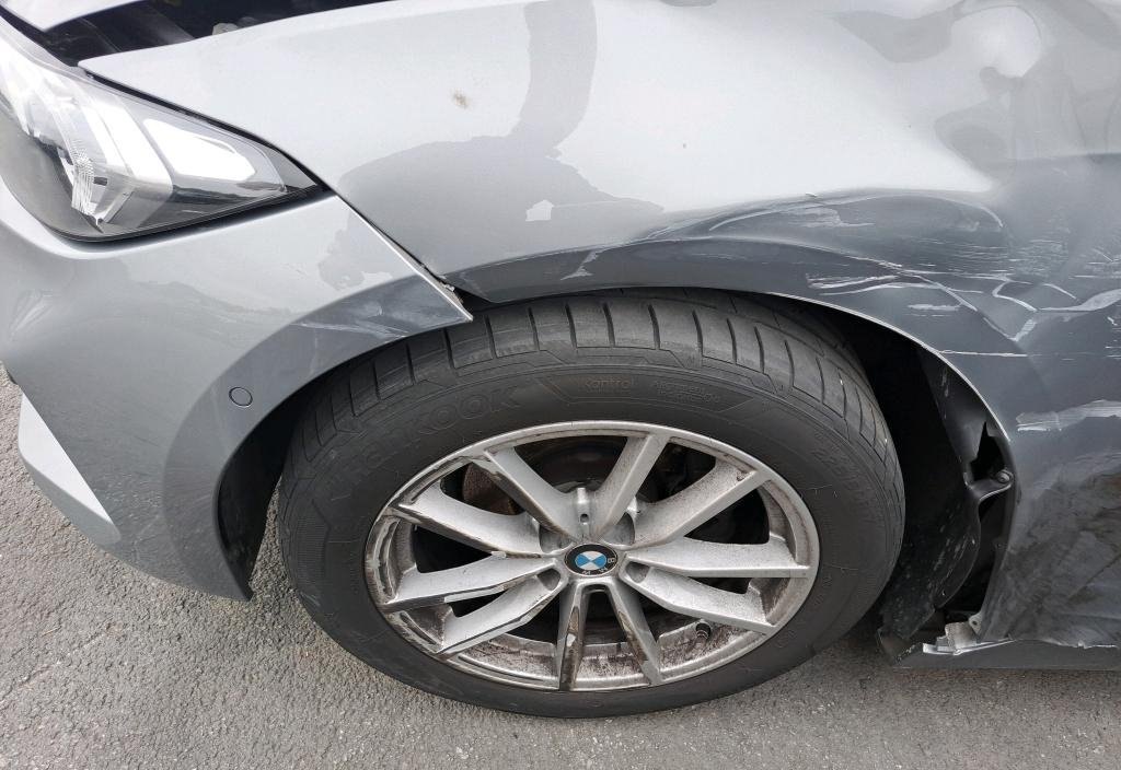 BMW 318d 2024 7