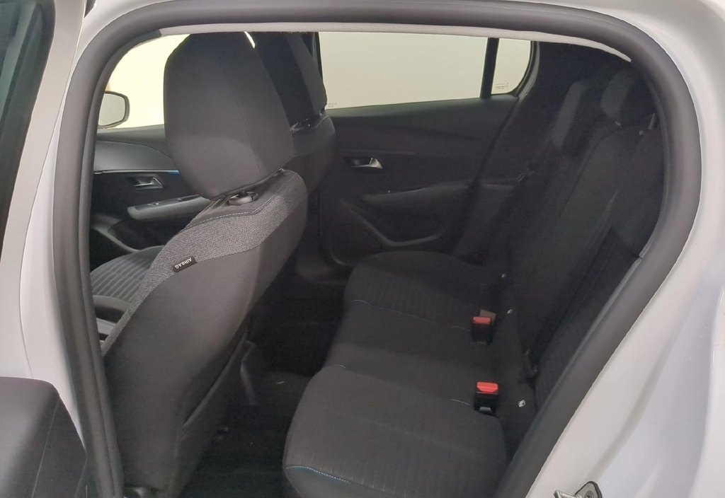 Peugeot 208 2023 11