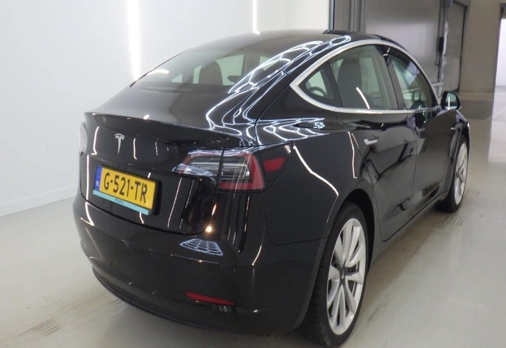 Tesla Model 3 2019 10