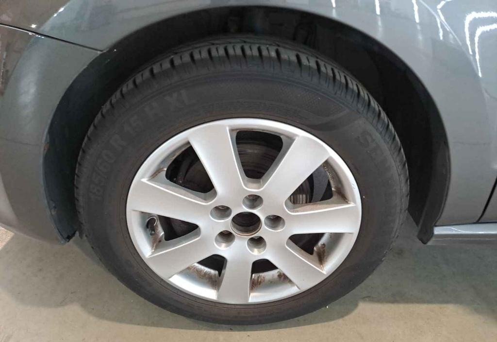 Volkswagen Polo 2012 11