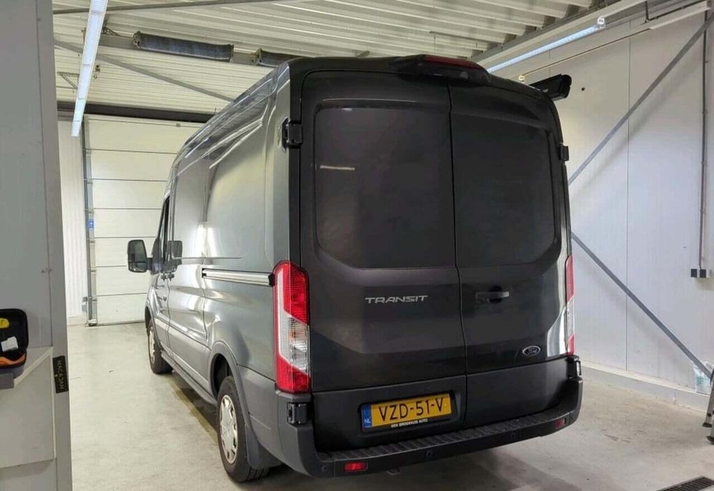 Ford Transit 2023 6