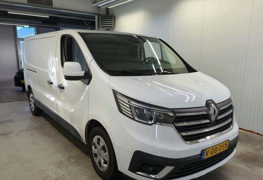 Renault Trafic 2024 5