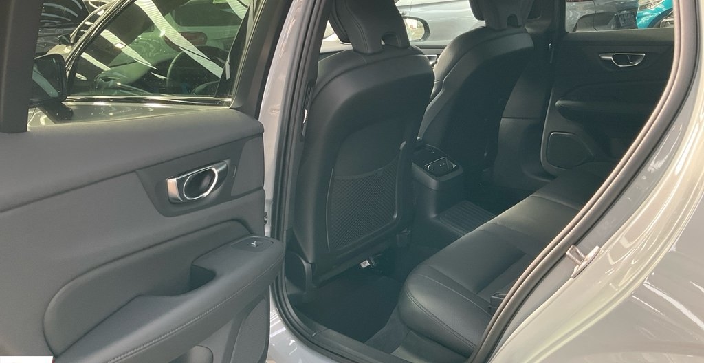Volvo V60 2024 11