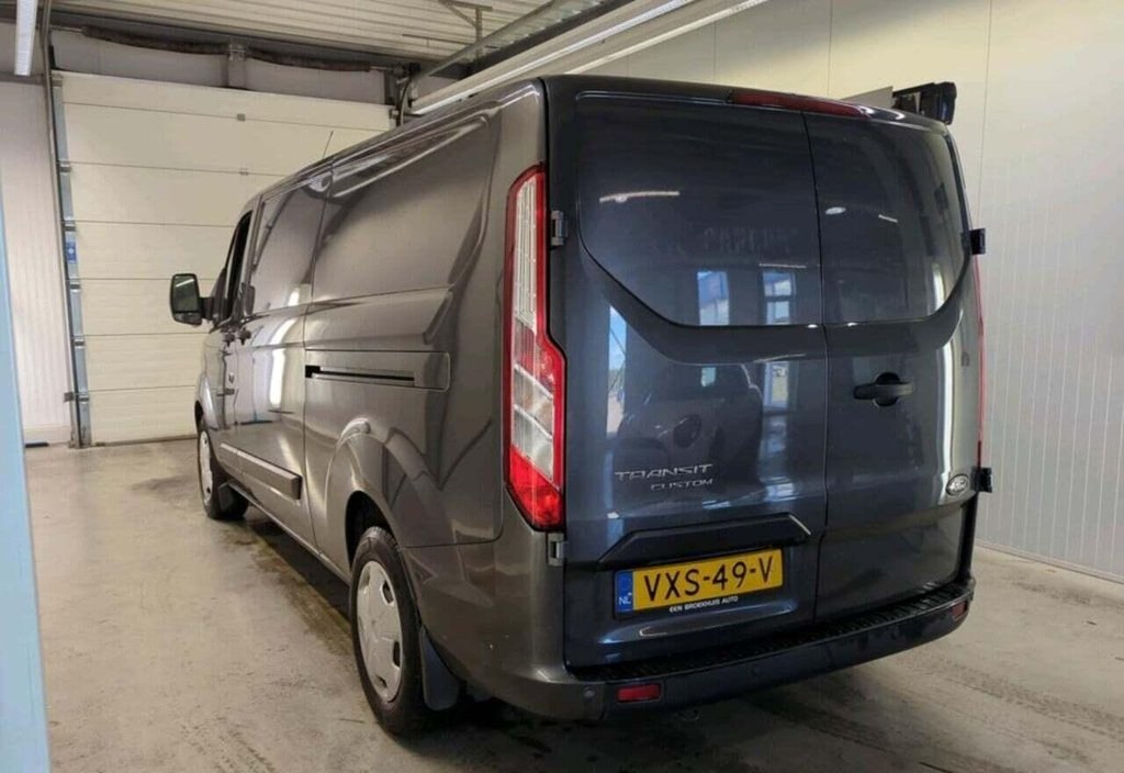 Ford Transit 2023 6
