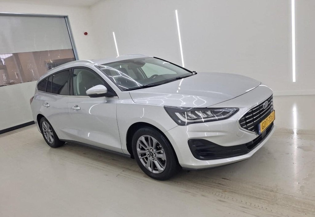 Ford Focus 2024 6