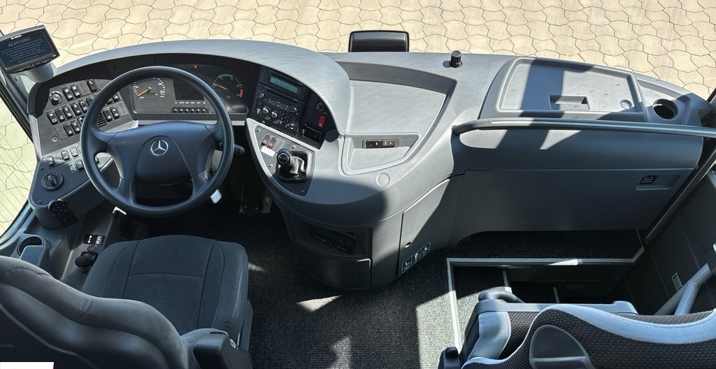 Mercedes-Benz Evobus 2016 7