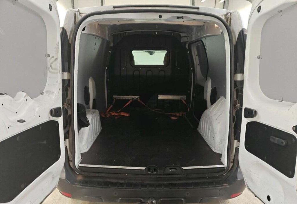 Renault Express 2021 10