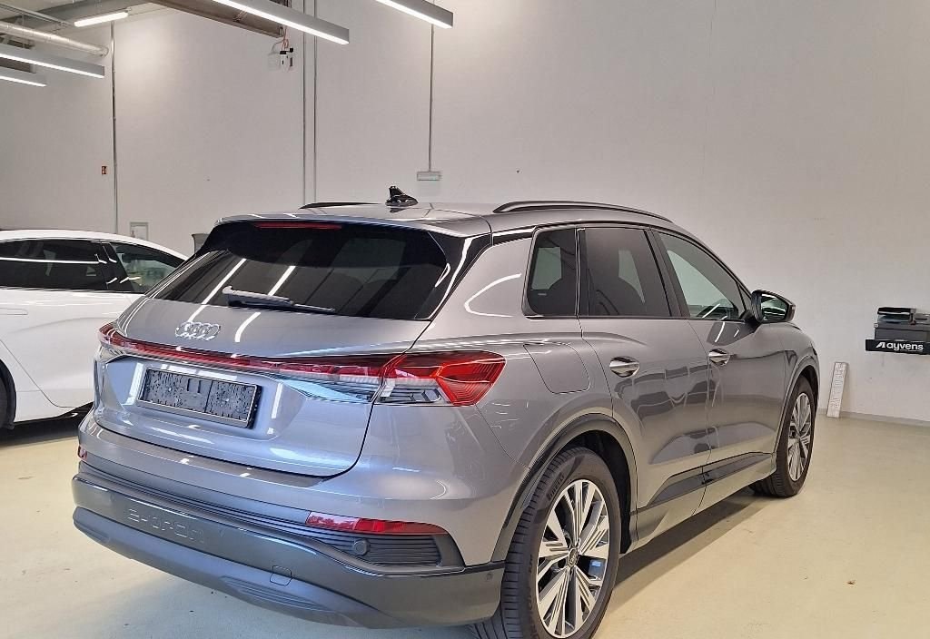 Audi Q4 2023 8