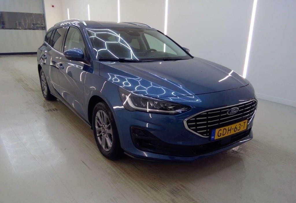 Ford Focus 2024 6