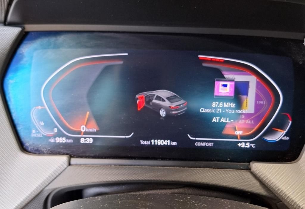 BMW 218 2022 10