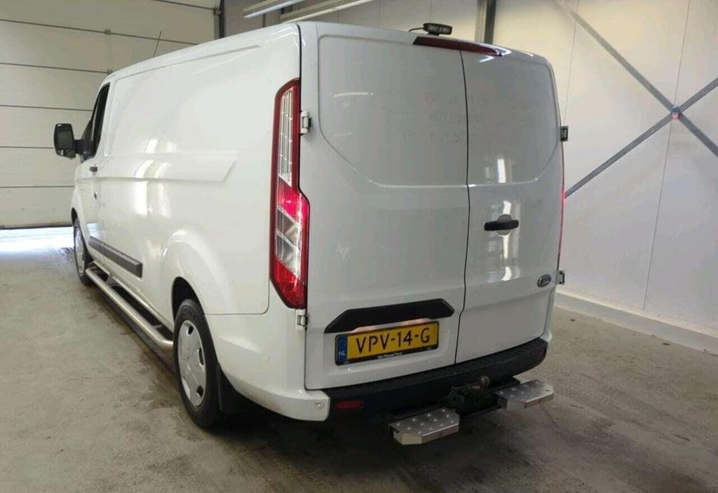 Ford Transit 2022 6