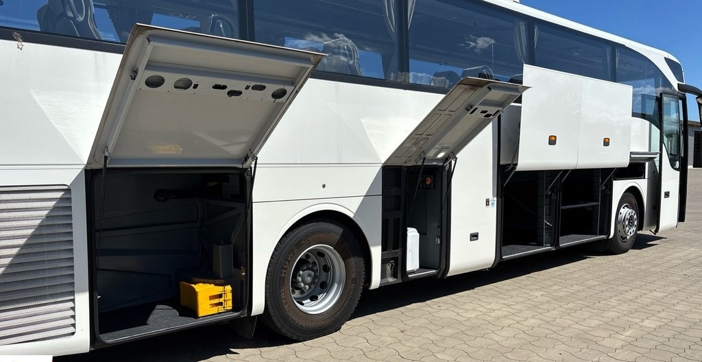 Mercedes-Benz Tourismo 2016 12