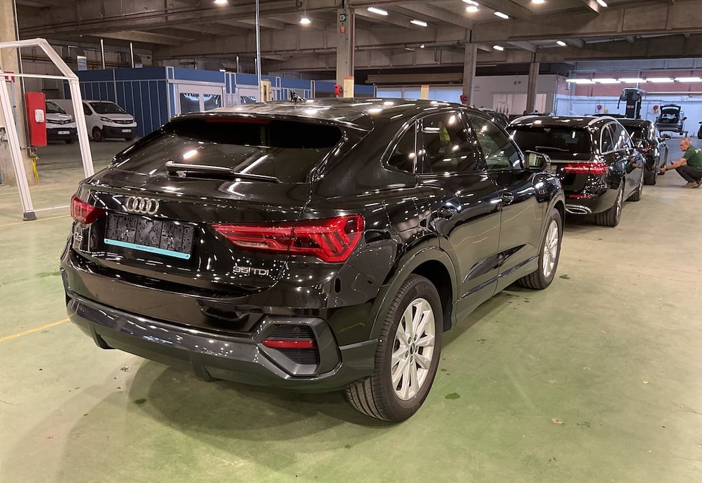 Audi Q3 2021 5