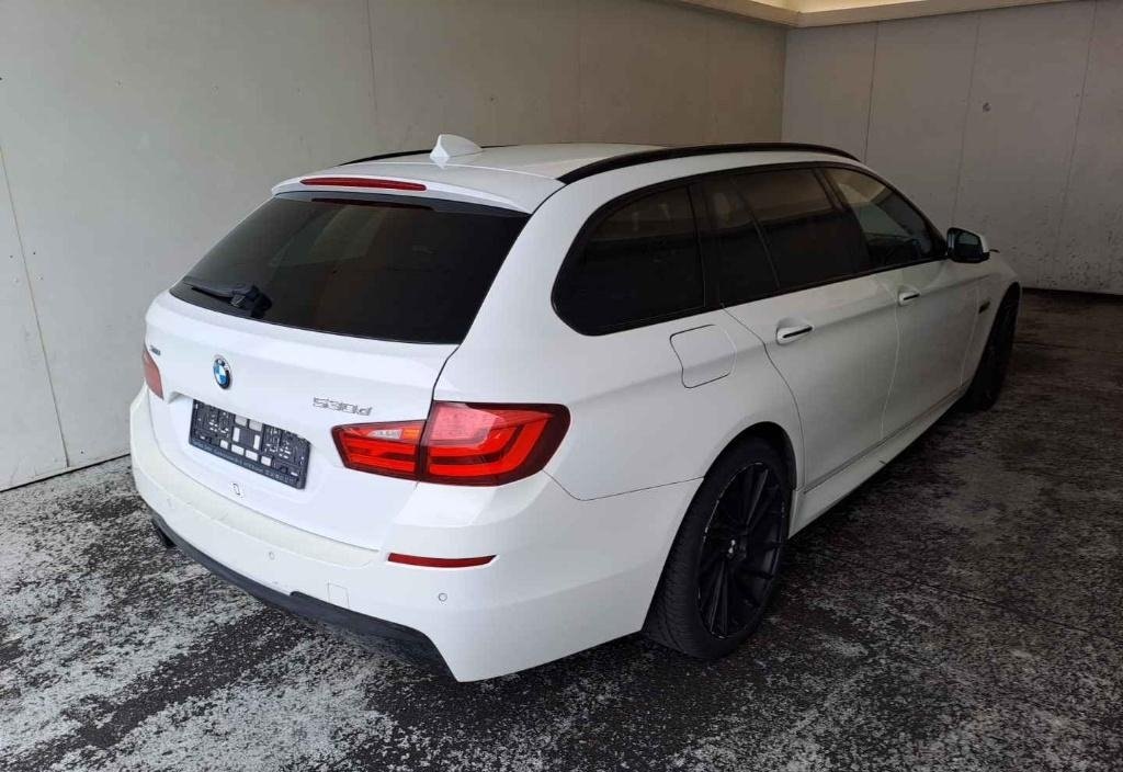 BMW 530 2012 4